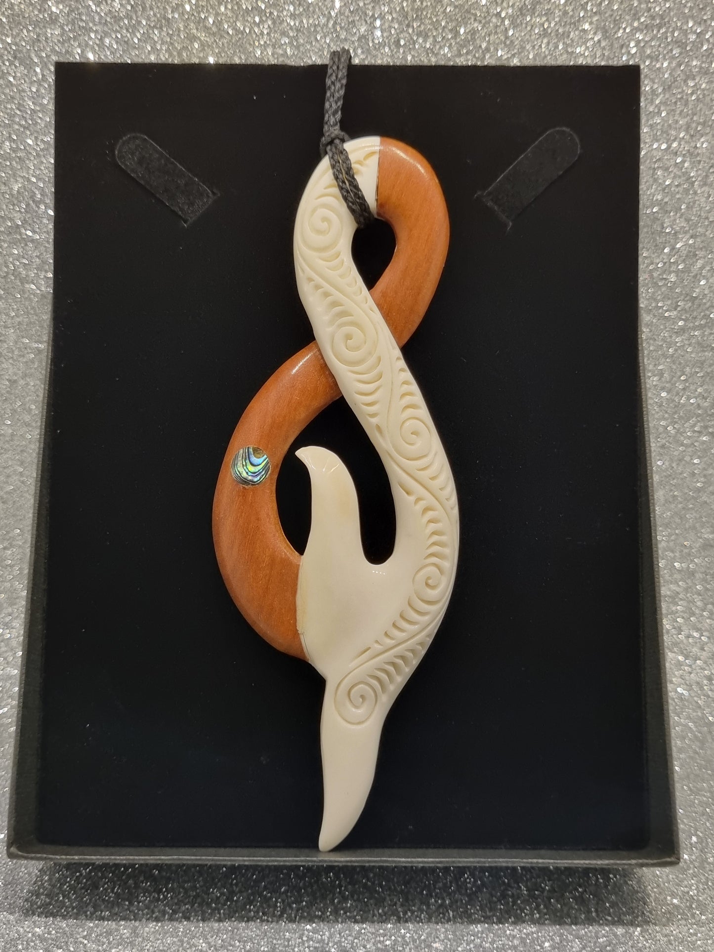 Pikorua (Bone/Wood) Carving