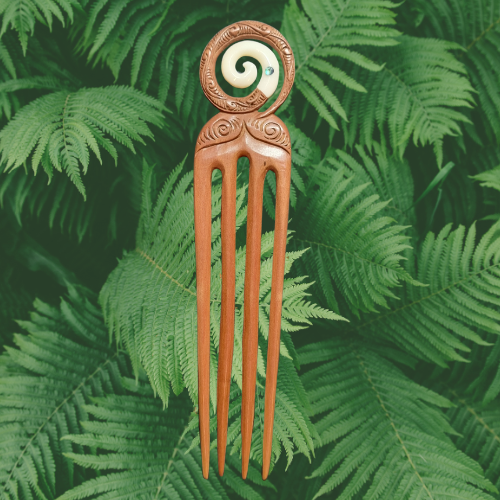 Bone/Wood Heru